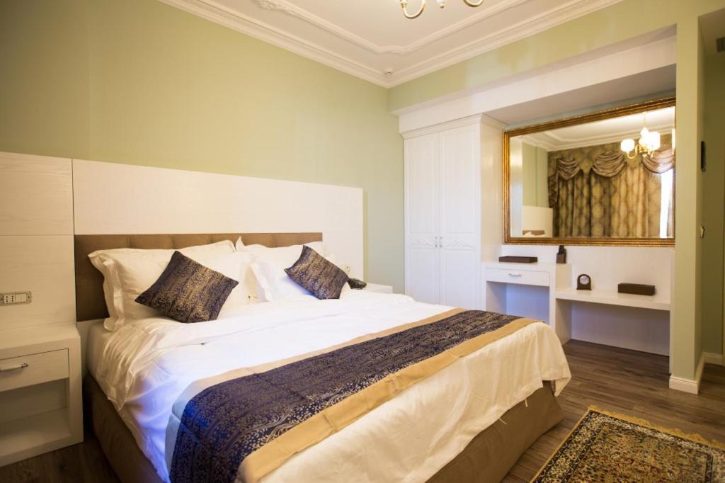 Hotel Britania Kamez Bagian luar foto