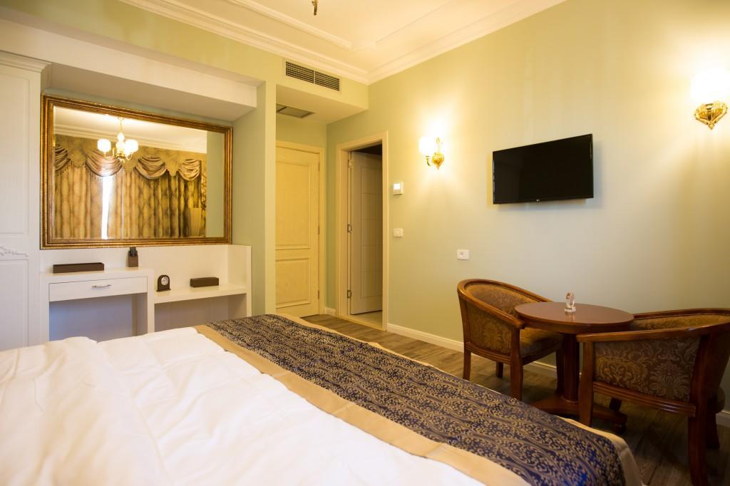 Hotel Britania Kamez Bagian luar foto