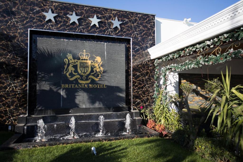 Hotel Britania Kamez Bagian luar foto